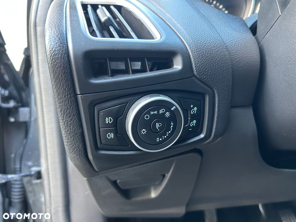 Ford Focus 1.0 EcoBoost Titanium ASS - 21