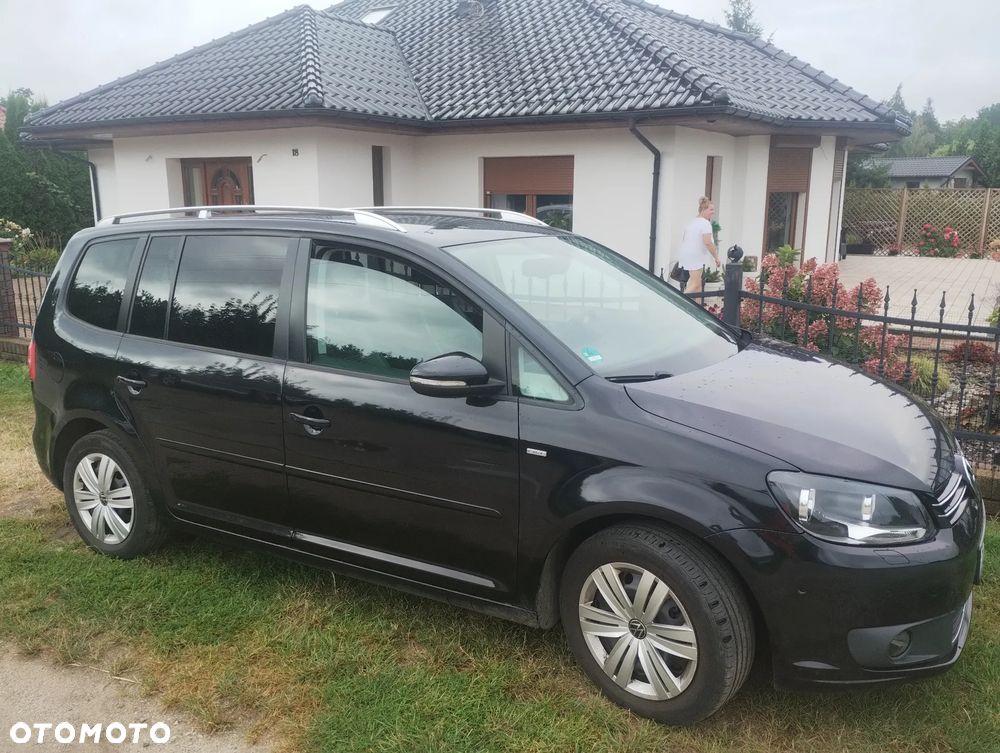Volkswagen Touran 2.0 TDI DPF BlueMotion Technology Comfortline - 2