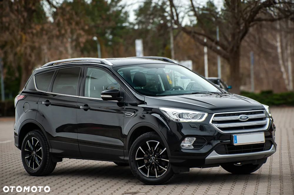 Ford Kuga 1.5 EcoBoost 2x4 Cool & Connect - 14