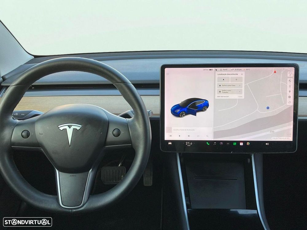 Tesla Model 3 - 10