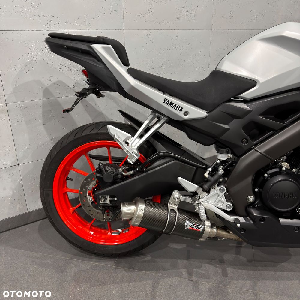 Yamaha MT - 6