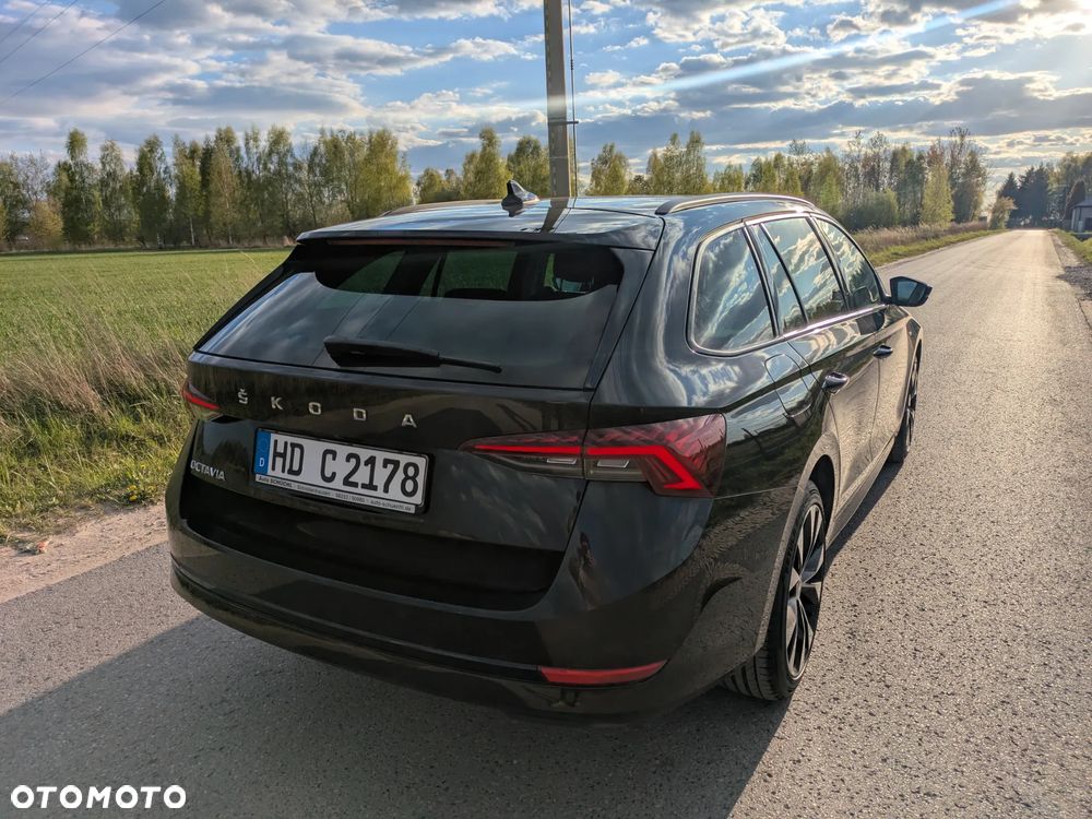 Skoda Octavia 2.0 TDI DSG Clever - 8