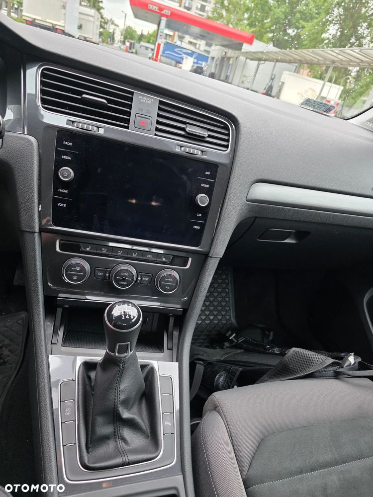 Volkswagen Golf 1.5 TSI BMT Evo Comfortline - 14