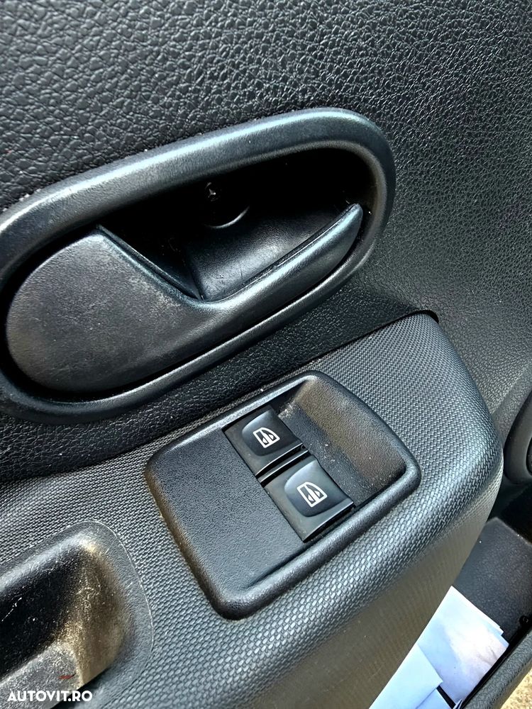 Dacia Logan - 28