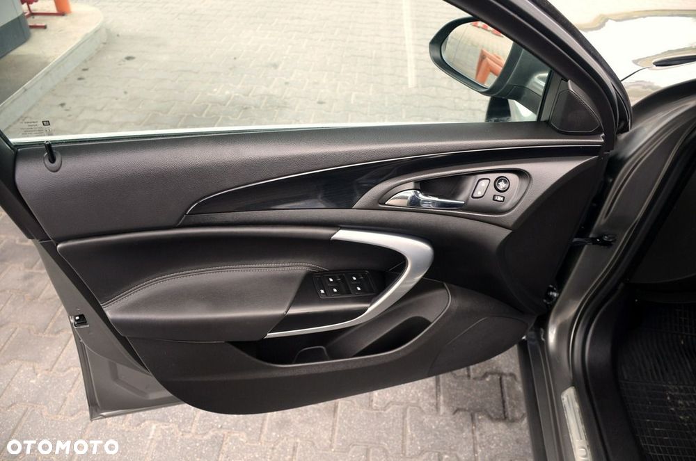 Opel Insignia - 13