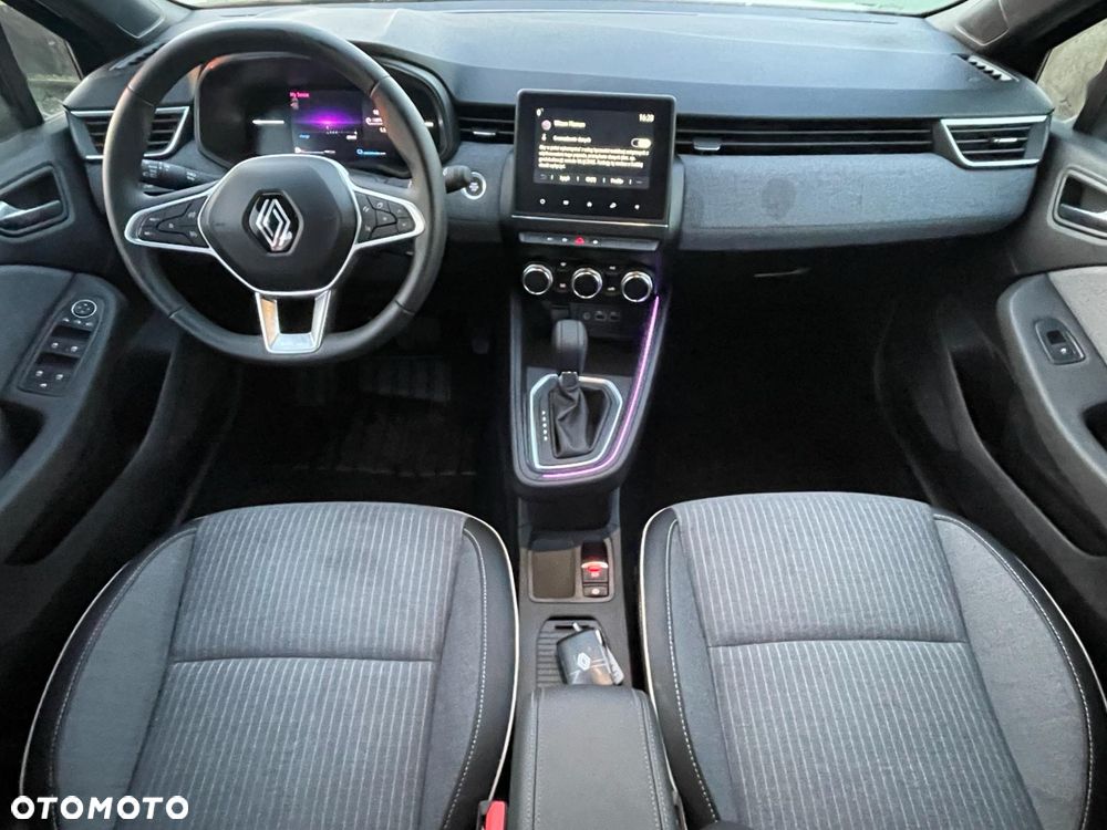 Renault Clio 1.6 E-TECH Techno - 11