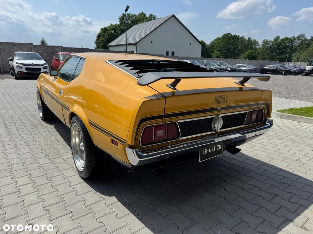 Ford Mustang - 9