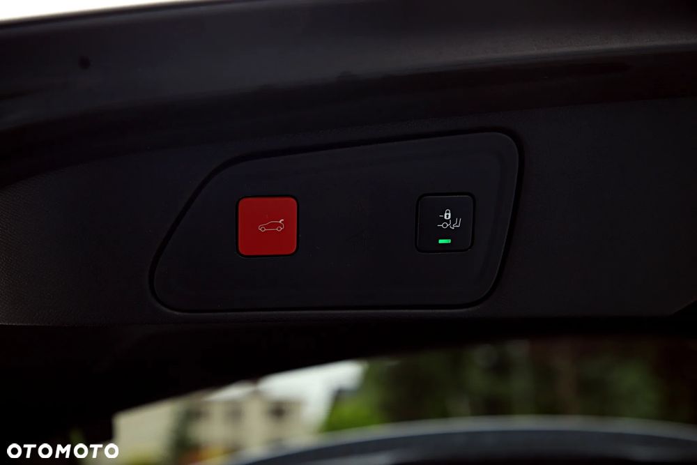 Peugeot 3008 1.2 PureTech Allure Pack S&S EAT8 - 25