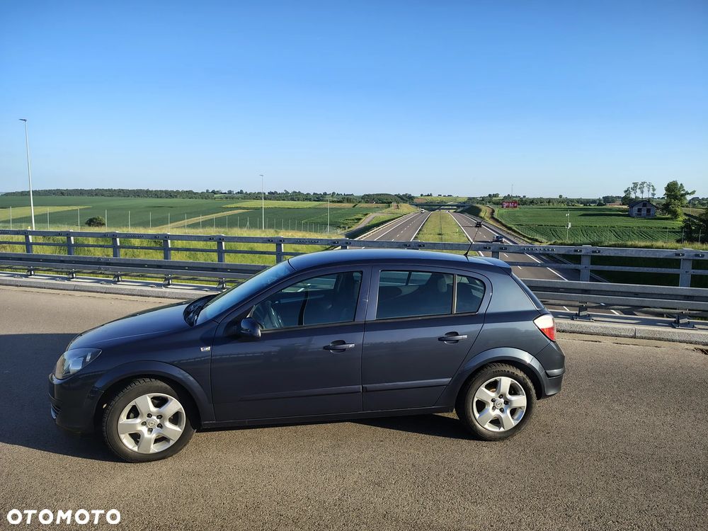 Opel Astra - 2