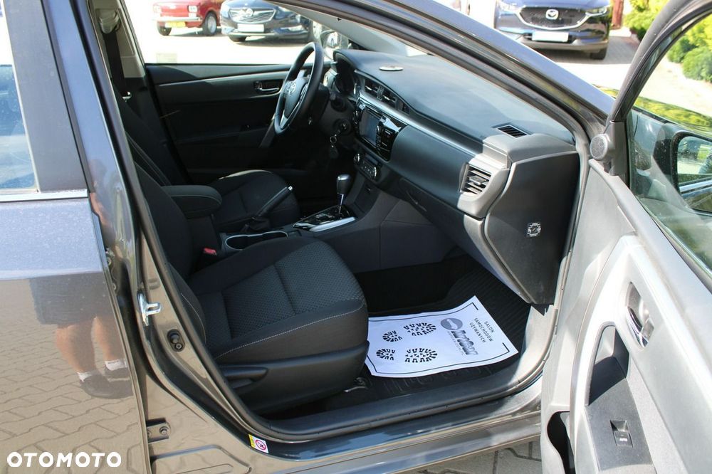 Toyota Corolla - 31