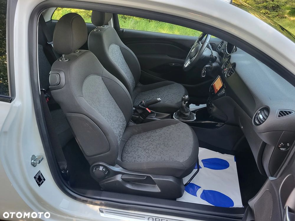 Opel Adam 1.2 White Link - 14