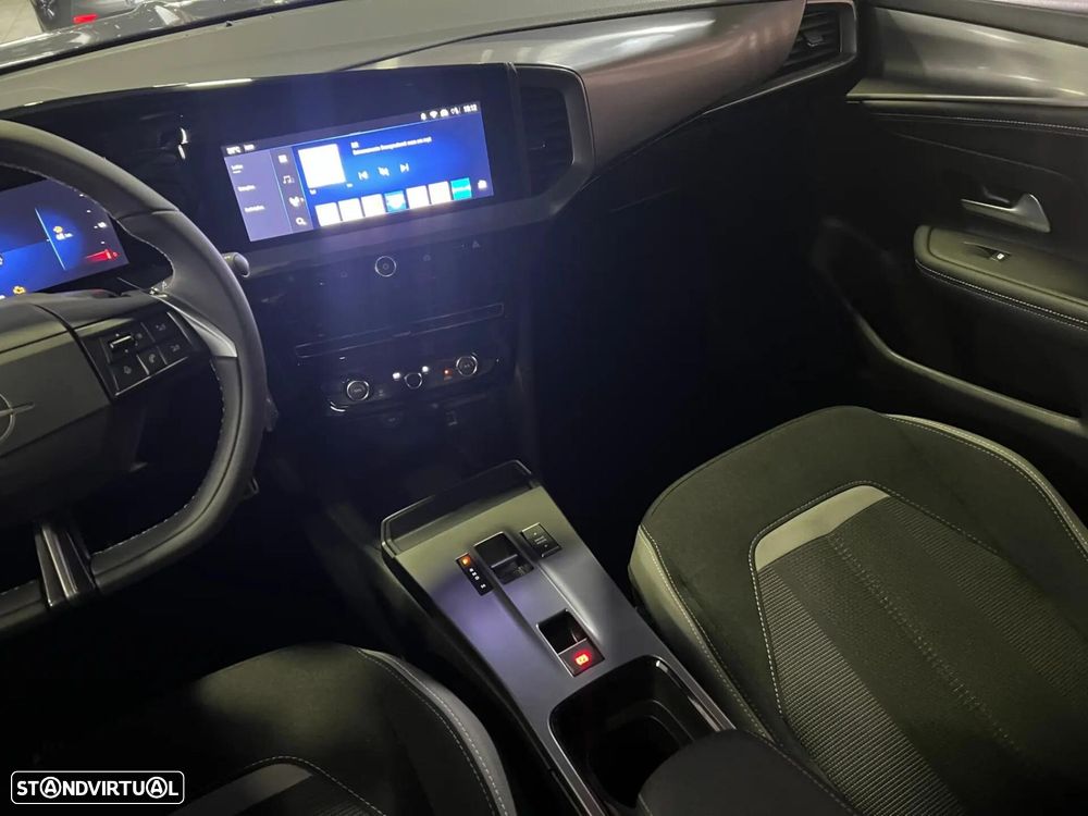 Opel Mokka 1.2 Hybrid GS eDCT - 24