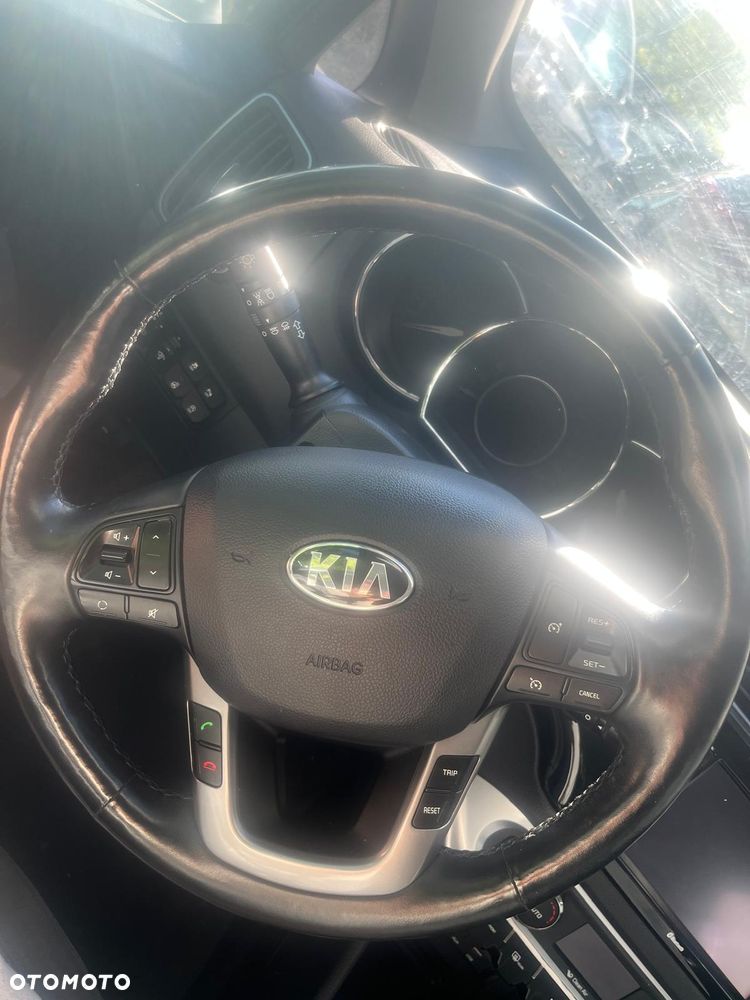 Kia Sportage - 10