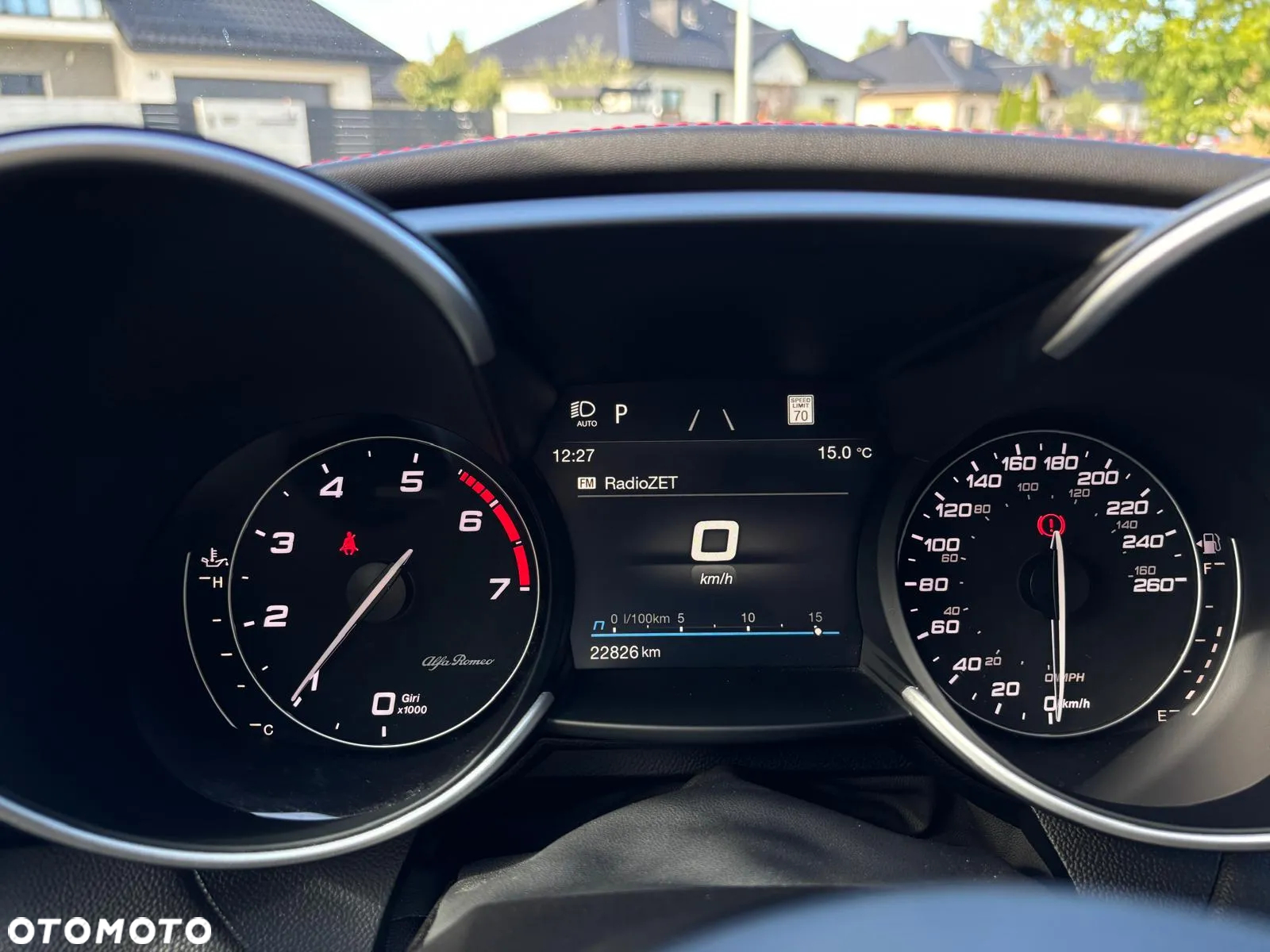 Alfa Romeo Giulia 2.0 Turbo 16V AT8-Q4 Estrema - 5