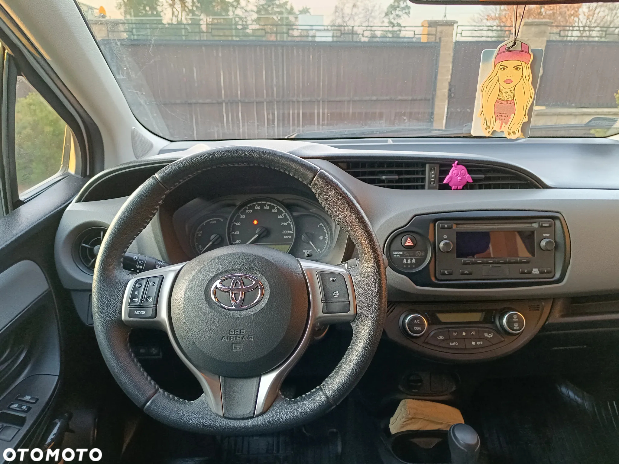 Toyota Yaris - 2