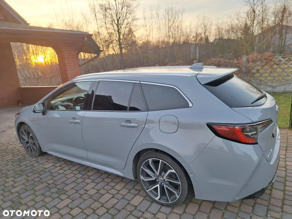 Toyota Corolla 2.0 Hybrid Executive - 5