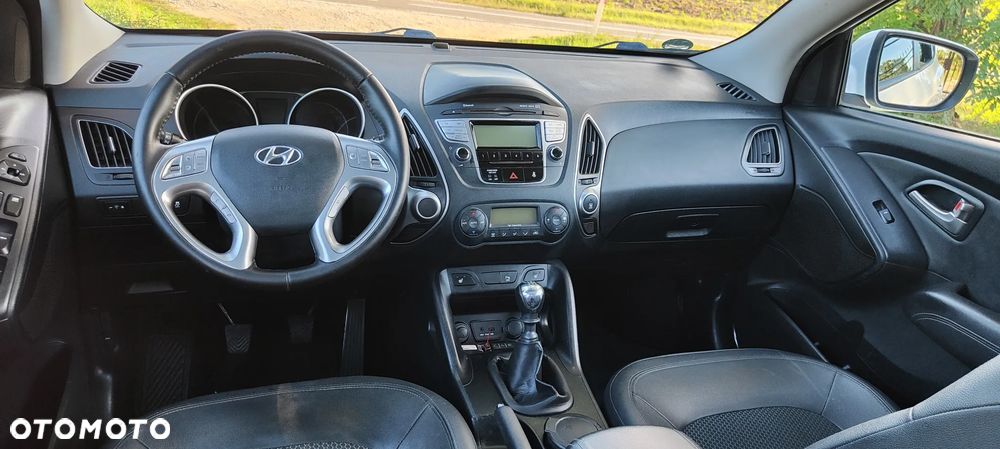 Hyundai ix35 2.0 CRDi Premium 2WD - 25