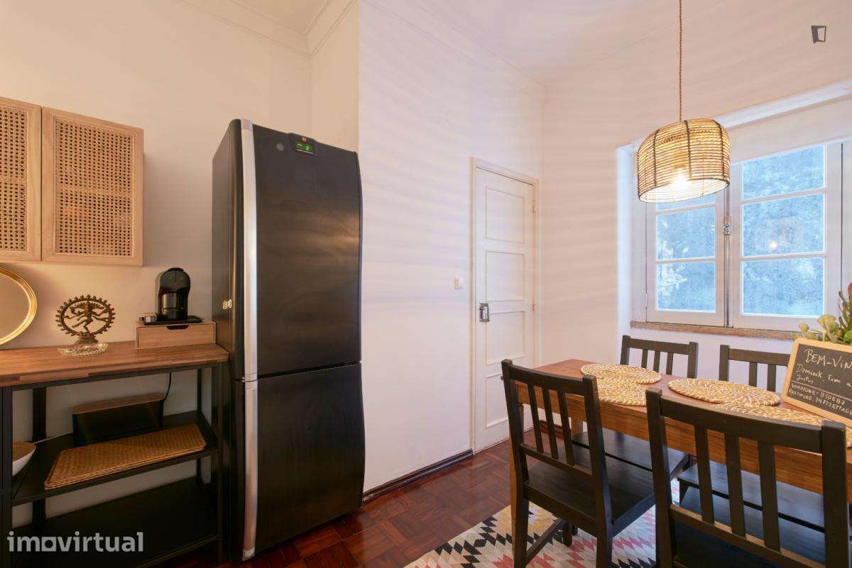 Quarto - localizado em Arroios Lisbon - Grande imagem: 3/23