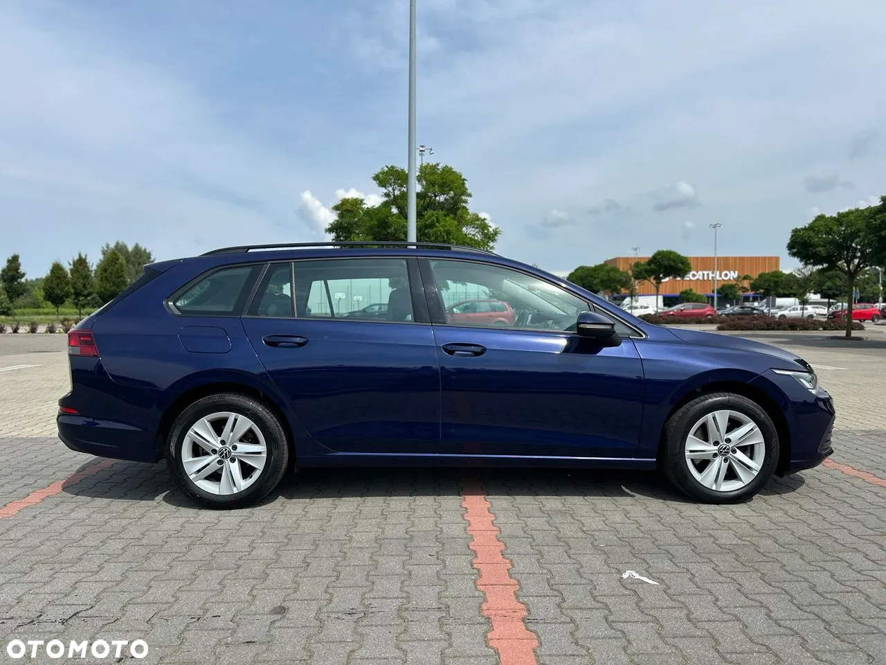 Volkswagen Golf - 25