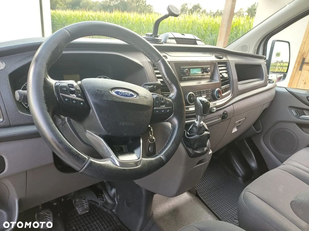 Ford Transit Custom - 8