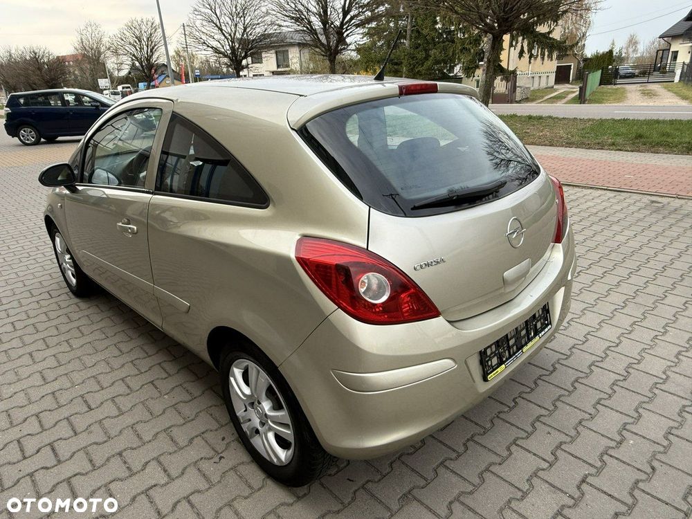 Opel Corsa - 2