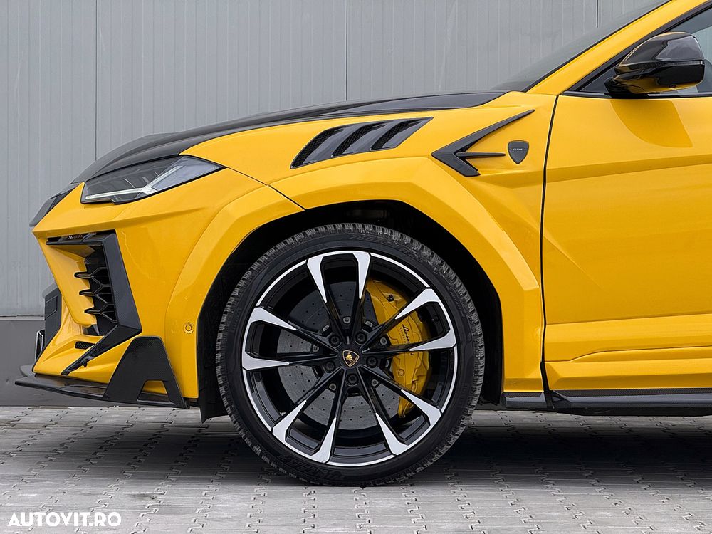 Lamborghini URUS - 13