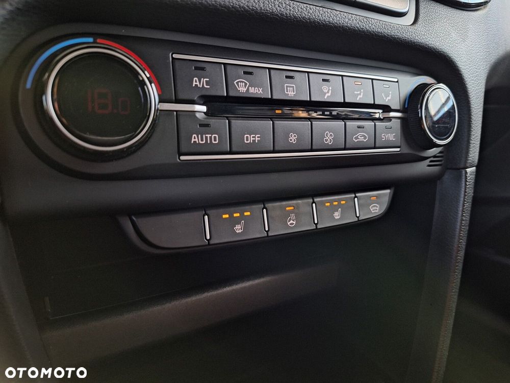 Kia Ceed 1.5 T-GDI L - 32
