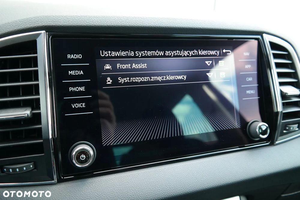 Skoda Karoq 1.5 TSI ACT Style DSG - 27