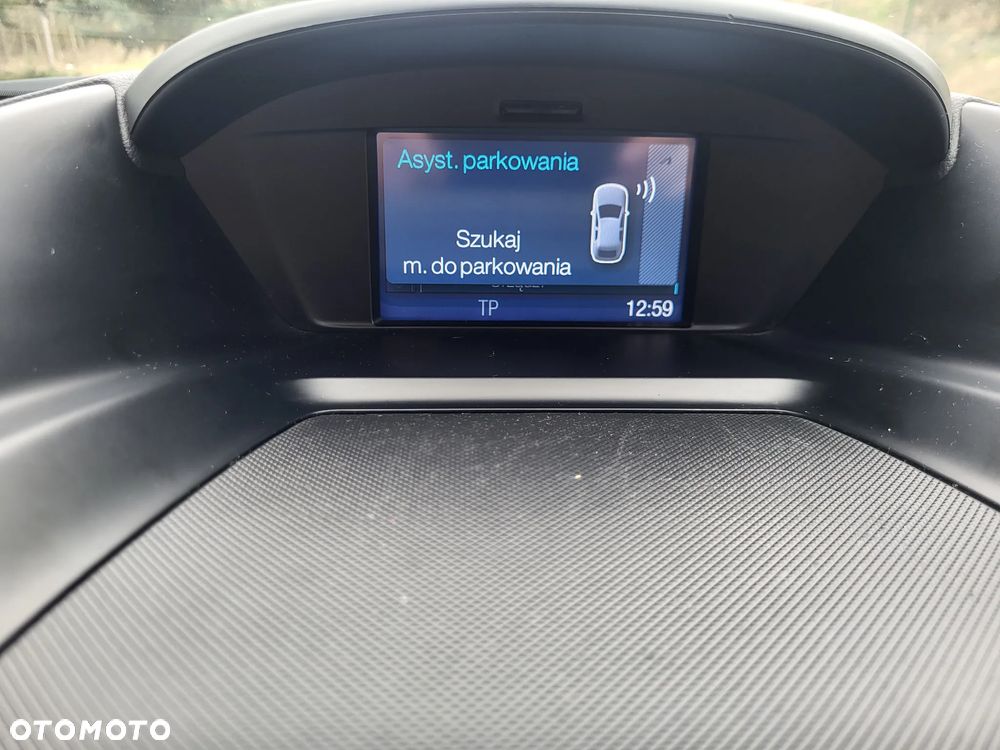 Ford Kuga 2.0 TDCi 4x4 Titanium - 29