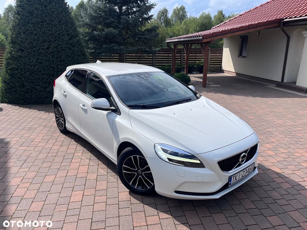 Volvo V40 D2 Drive-E Momentum - 25