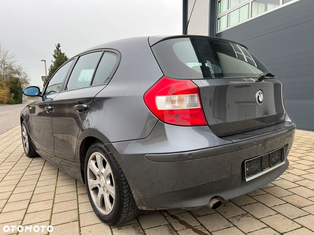 BMW Seria 1 118i - 3