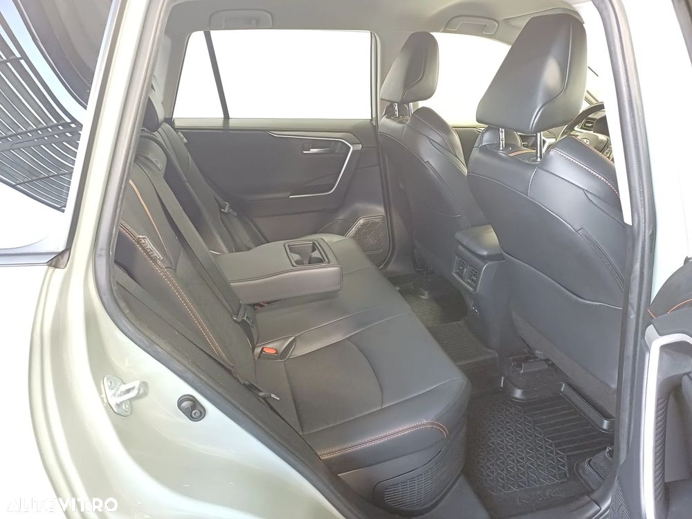 Toyota RAV4 2.5 4x4 Adventure - 28