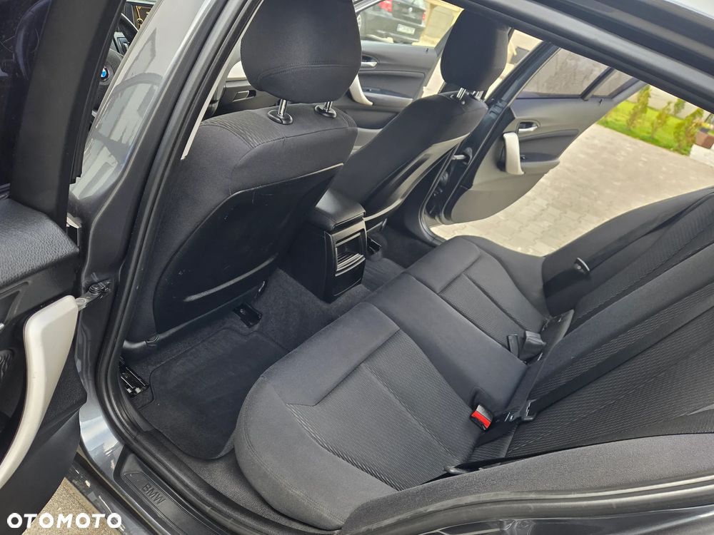 BMW Seria 1 116d DPF Edition Sport - 31