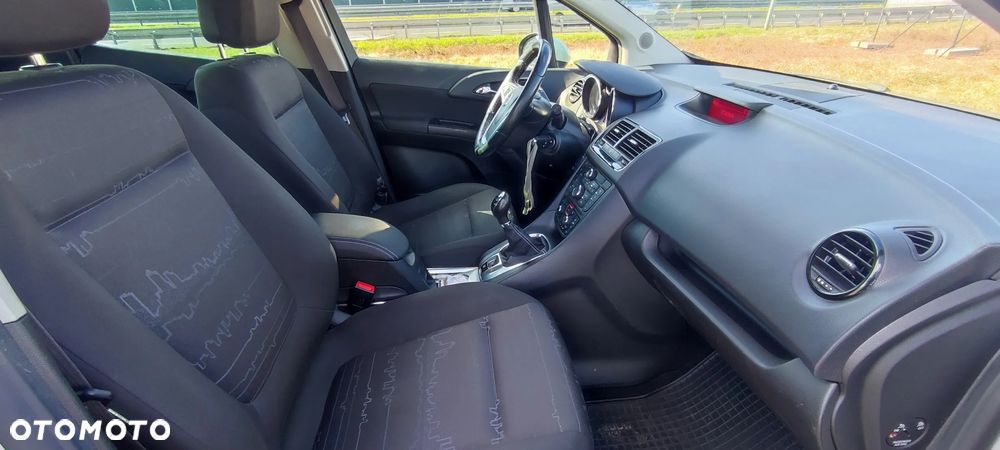 Opel Meriva 1.4 T Enjoy - 11