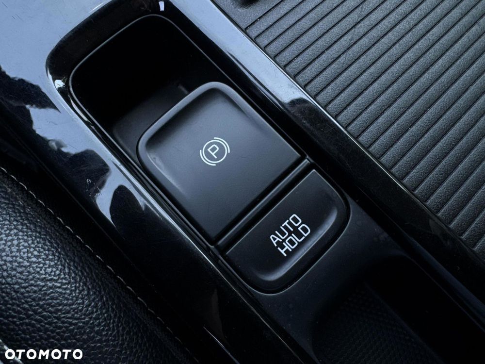 Kia XCeed 1.6 GDI PHEV L DCT - 22