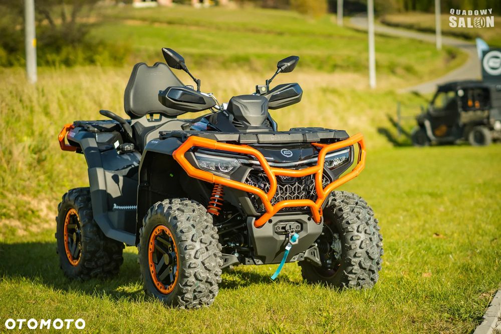 CFMoto CForce - 8