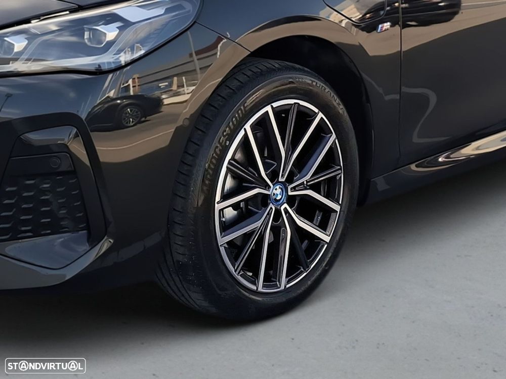 BMW 225xe Active Tourer e xDrive Pack Desportivo M - 13