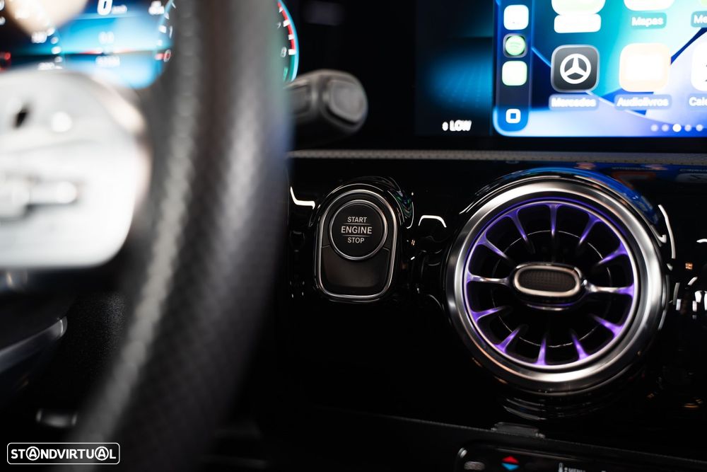 Mercedes-Benz A 250 e 8G-DCT AMG Line - 23