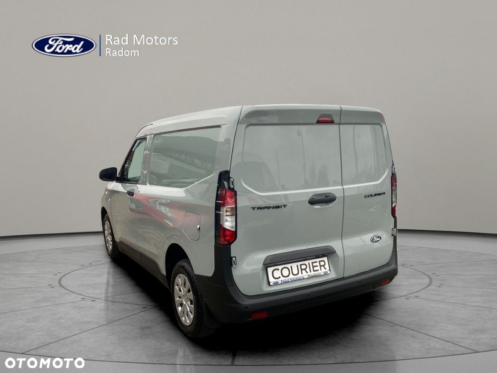 Ford Transit Courier - 3