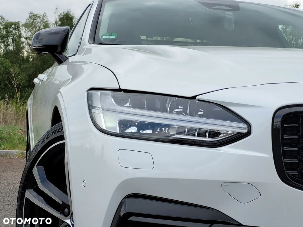 Volvo S90 T8 AWD Plug-In Hybrid Ultimate Dark - 2