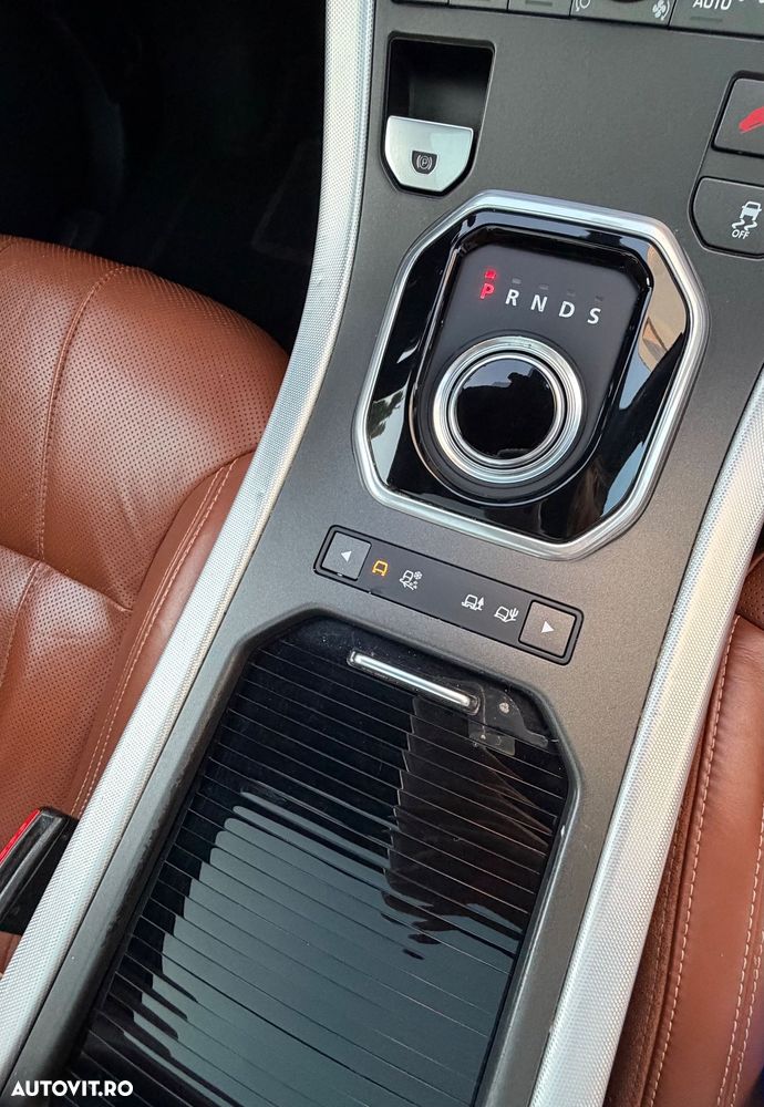 Land Rover Range Rover Evoque - 11