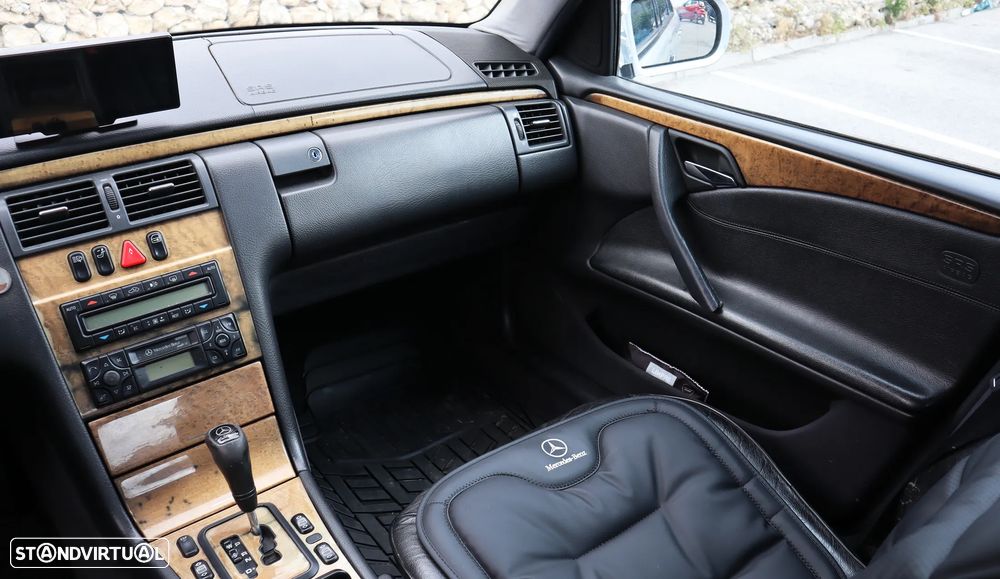 Mercedes-Benz E 220 - 7