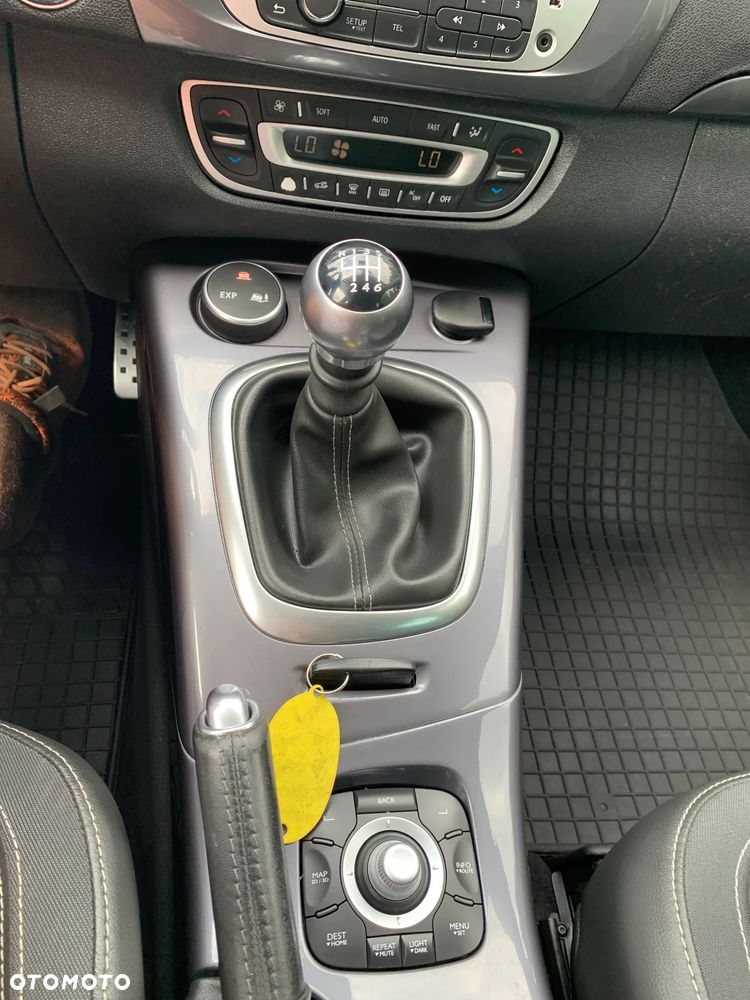 Renault Scenic Energy dCi 110 S&S Xmod Paris - 19