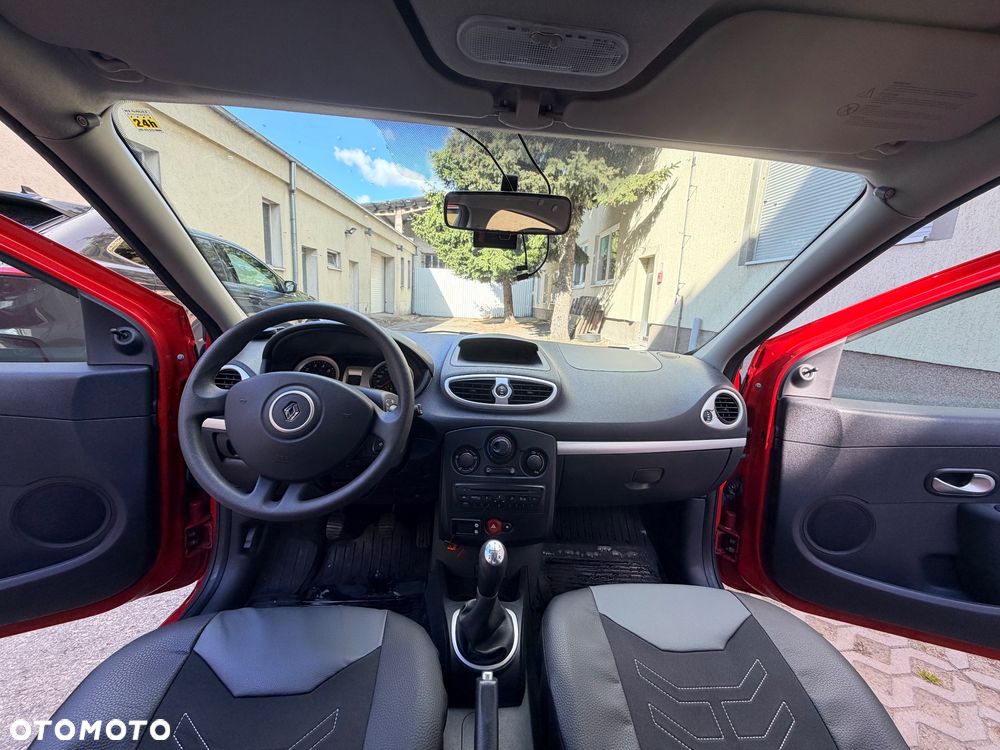 Renault Clio - 13