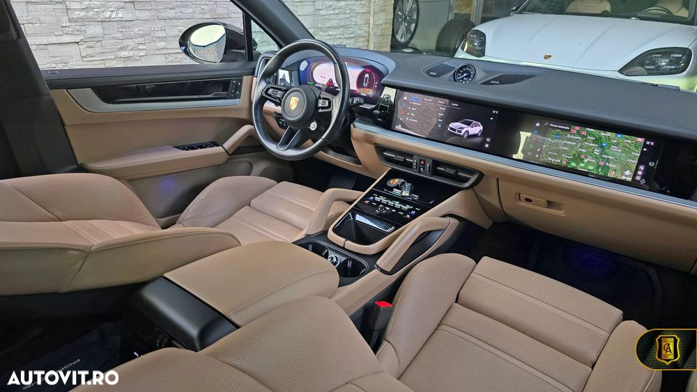 Porsche Cayenne Coupe - 24