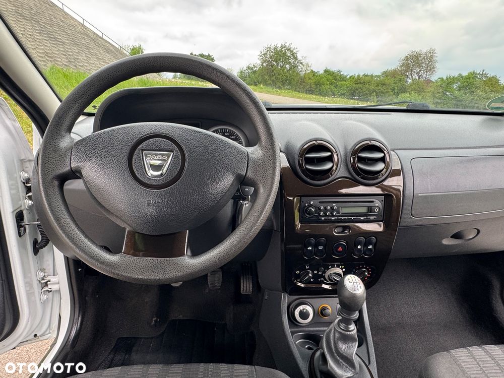 Dacia Duster 1.6 16V 4x4 Ambiance - 34
