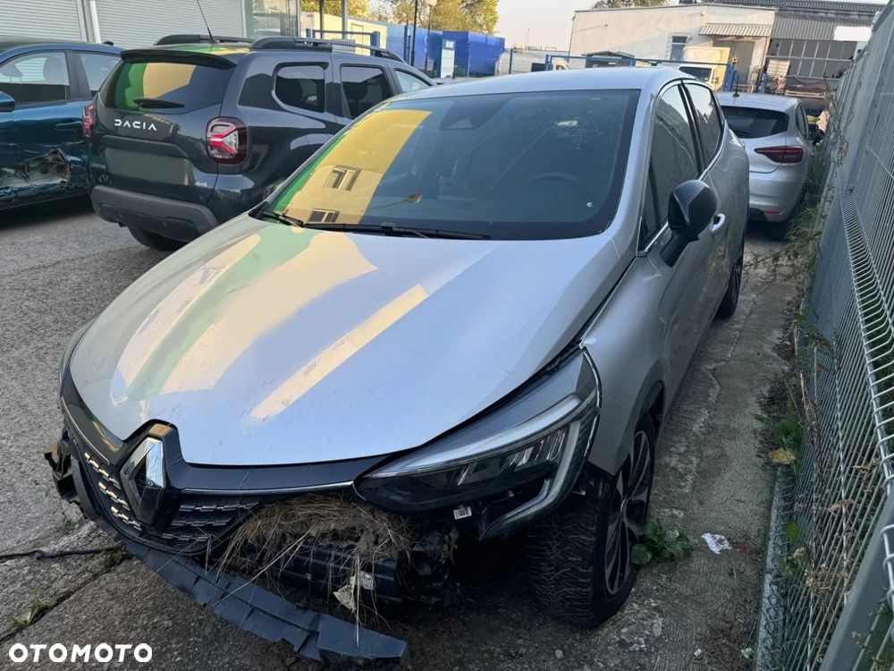 Renault Clio 1.0 TCe Techno - 8