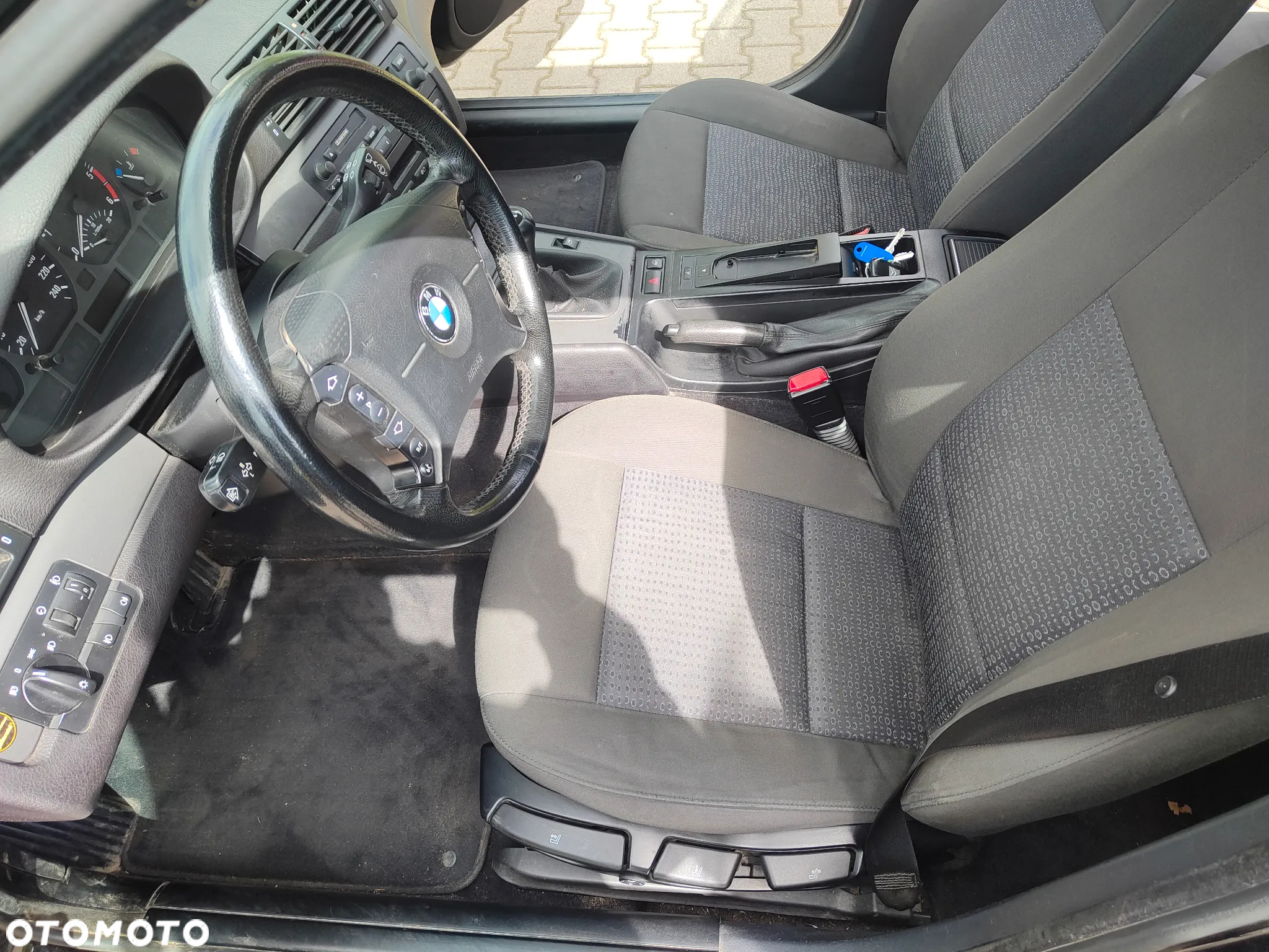 BMW Seria 3 320d - 15