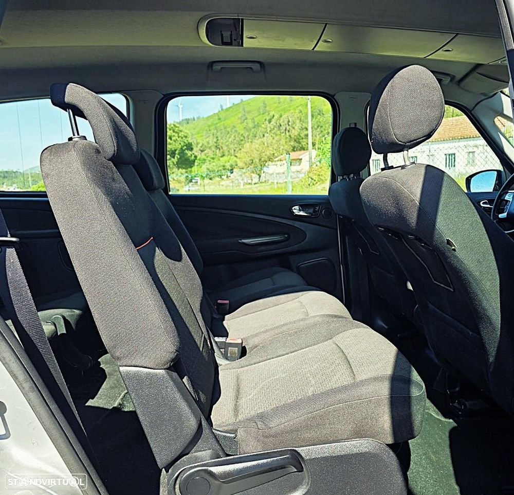 Ford Galaxy 1.8 TDCi Trend - 13