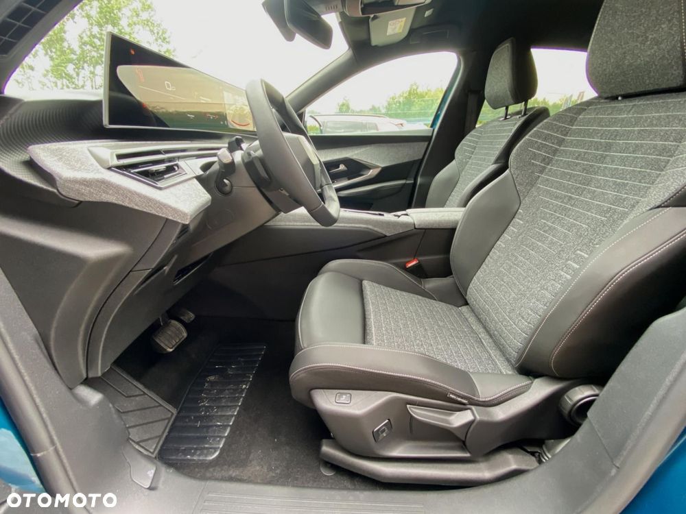 Peugeot 3008 1.2 PureTech mHEV Allure e-DCS6 - 10